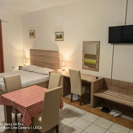 Lovely Home City Center Mostar Exterior photo