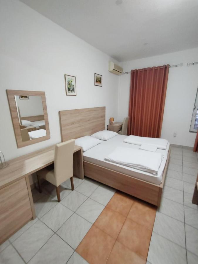 Lovely Center Hostel *