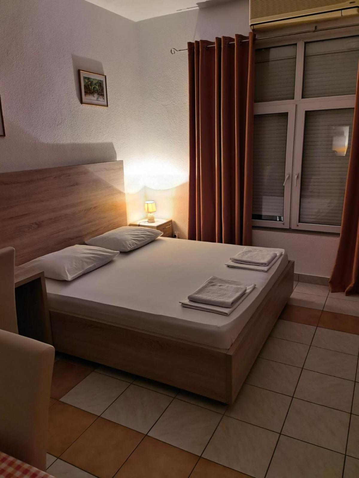Lovely Center Hostel