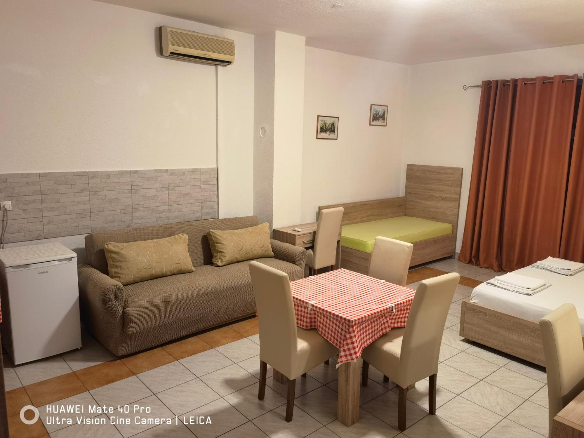 Hostel Lovely Center
